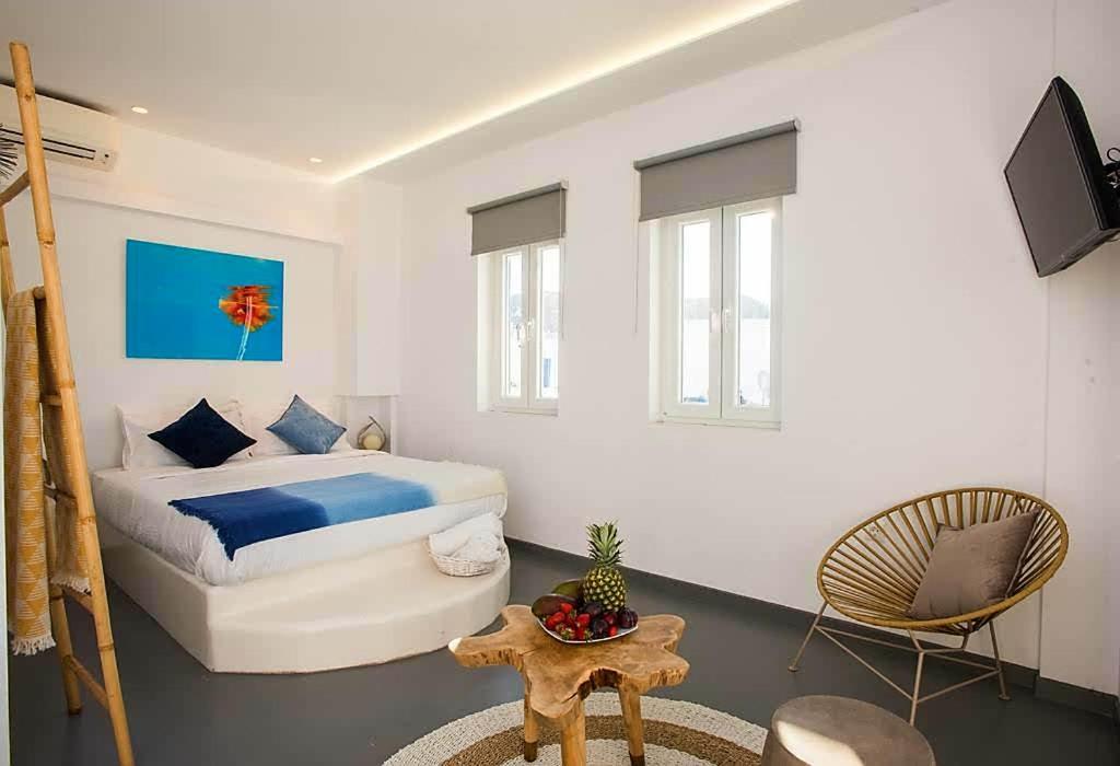 Jonaz Rooms & Suites Орнос Екстер'єр фото